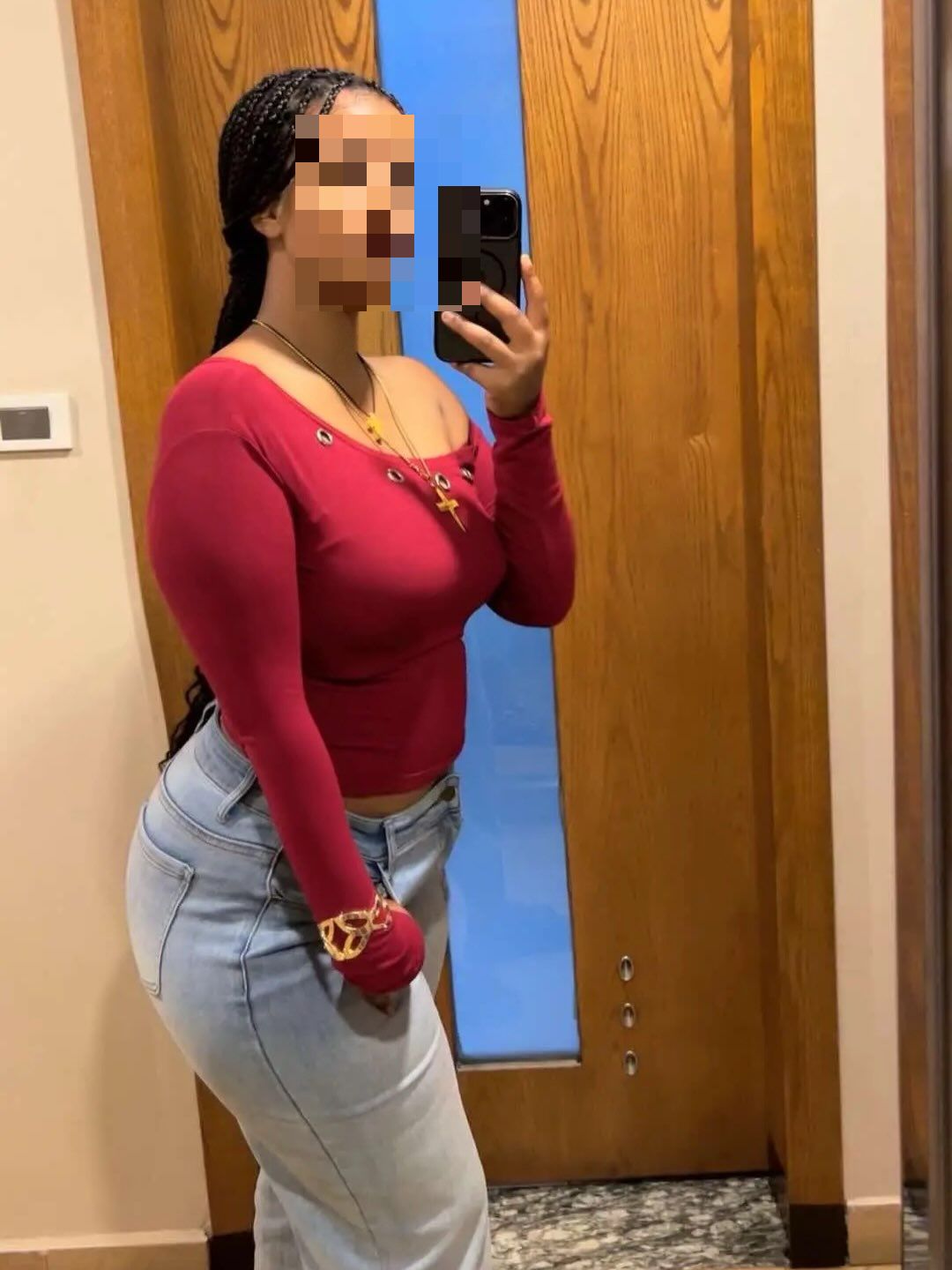 Meron, massage therapist in Addis Ababa